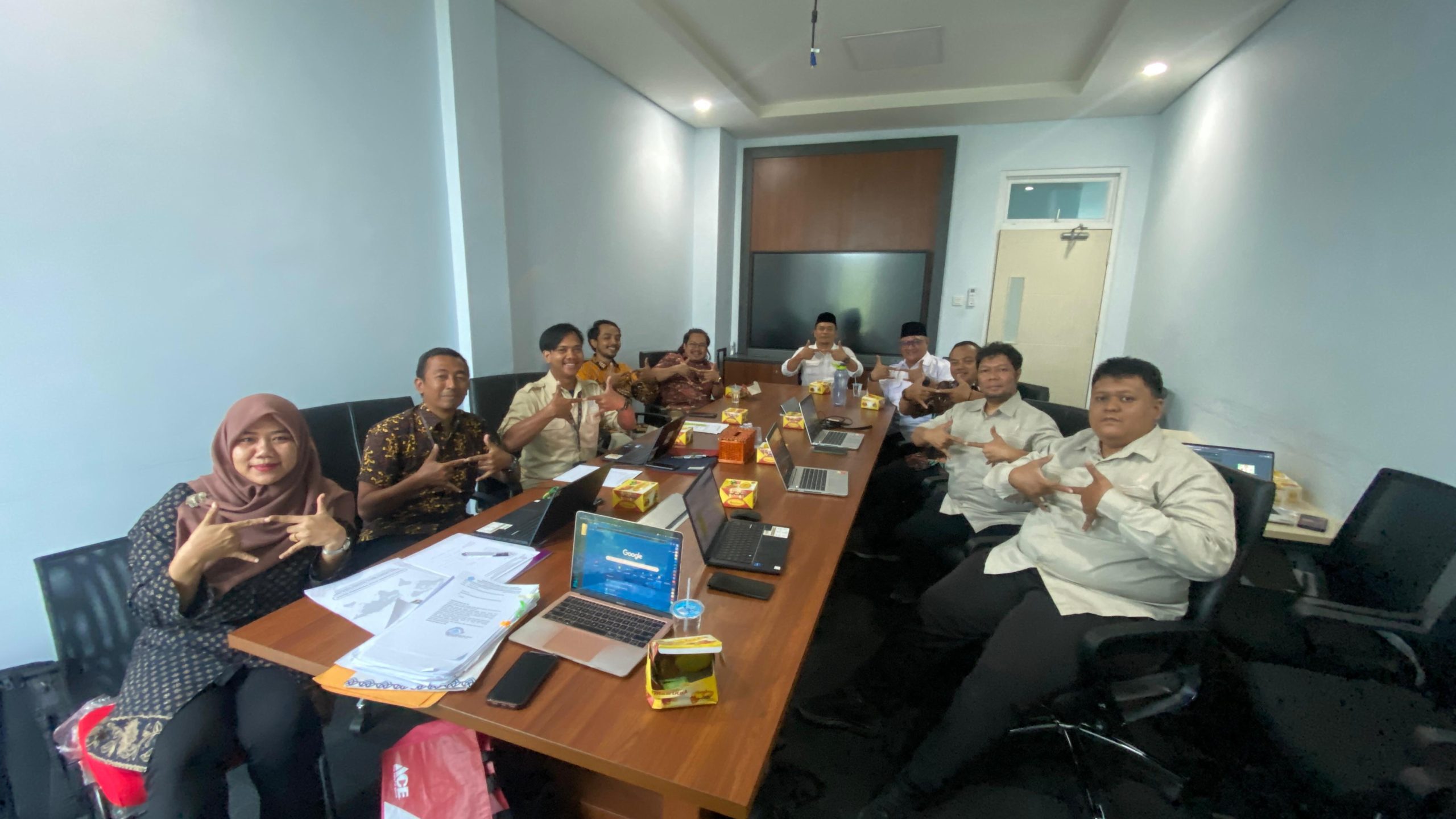 Kunjungan Pengawas Lembaga Pemeriksa Halal UIN Jambi