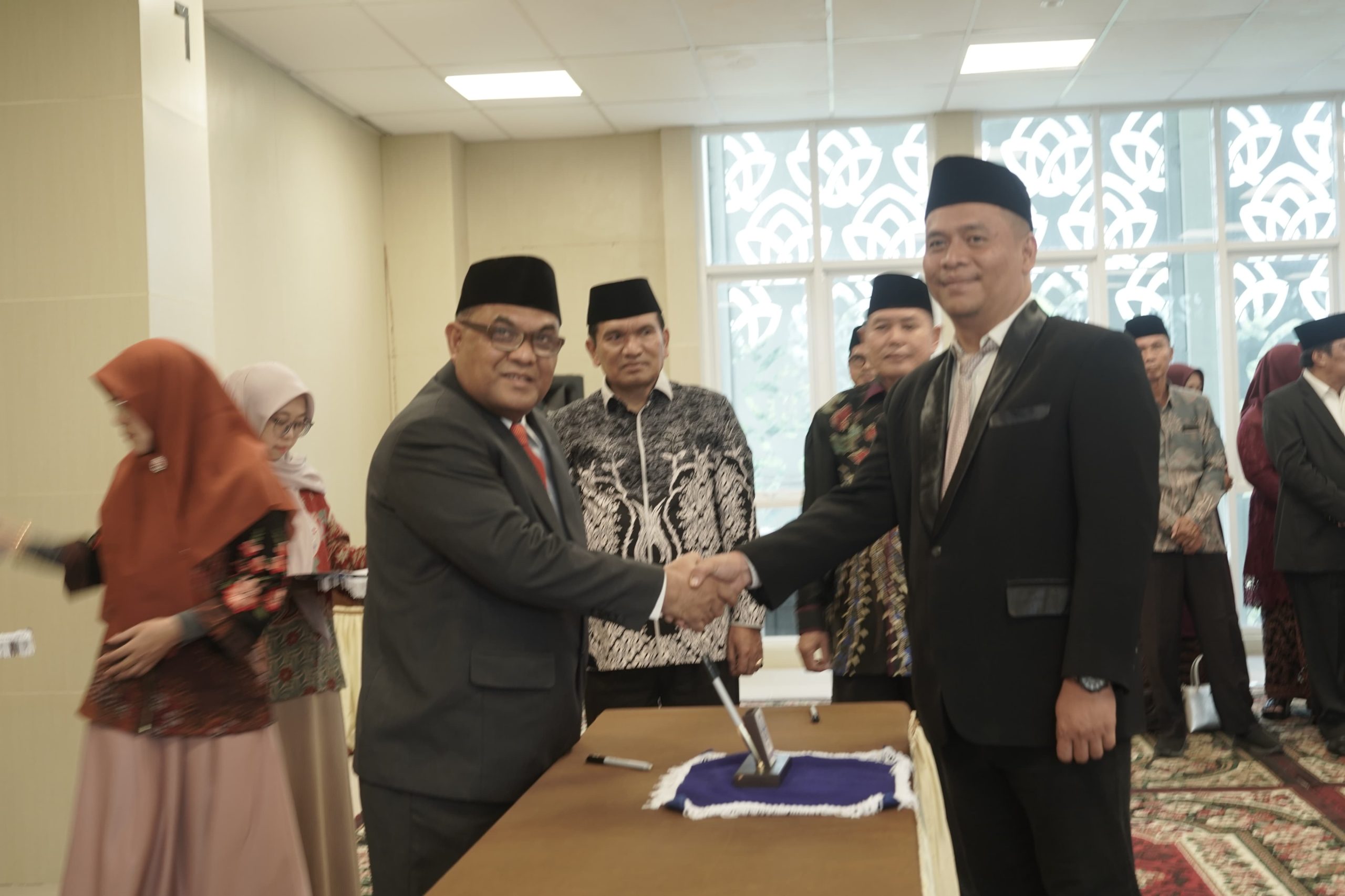 Rektor Lantik Ketua LPPM Periode 2024-2028