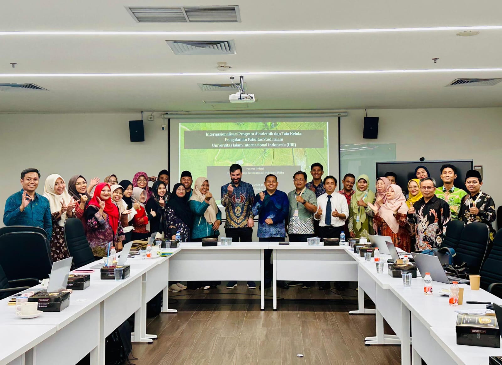 UIN STS Jambi Aktif Berpartisipasi dalam International Office Forum AICIS 2025