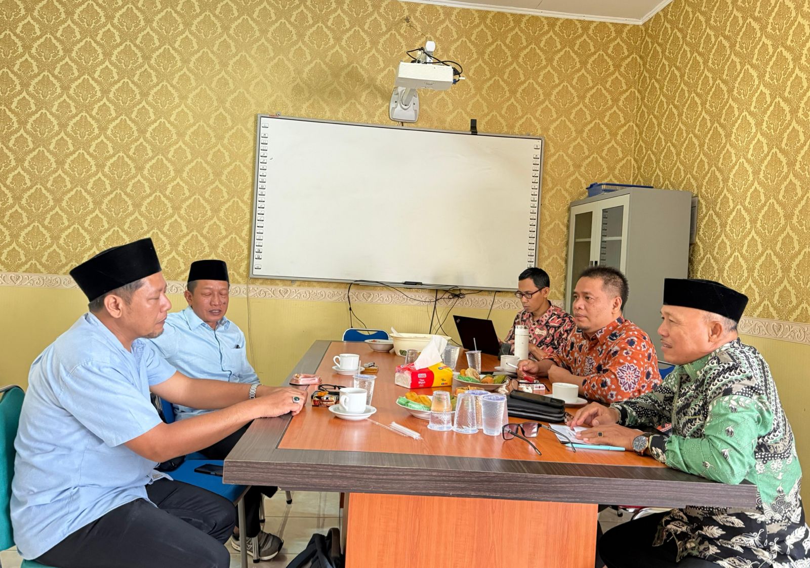Bahas Kuliah Kerja Nyata, LPPM UIN Sunan Ampel Kunjungi LPPM UIN Jambi