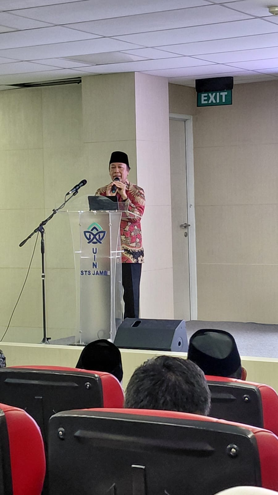Pendidikan Akhlak Buya Salek dan Karomah Pengabdian di Provinsi Jambi