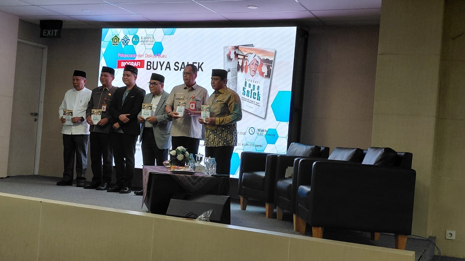 LPPM Gelar Bedah Buku Biografi Buya Salek, Dorong Budaya Literasi di Jambi
