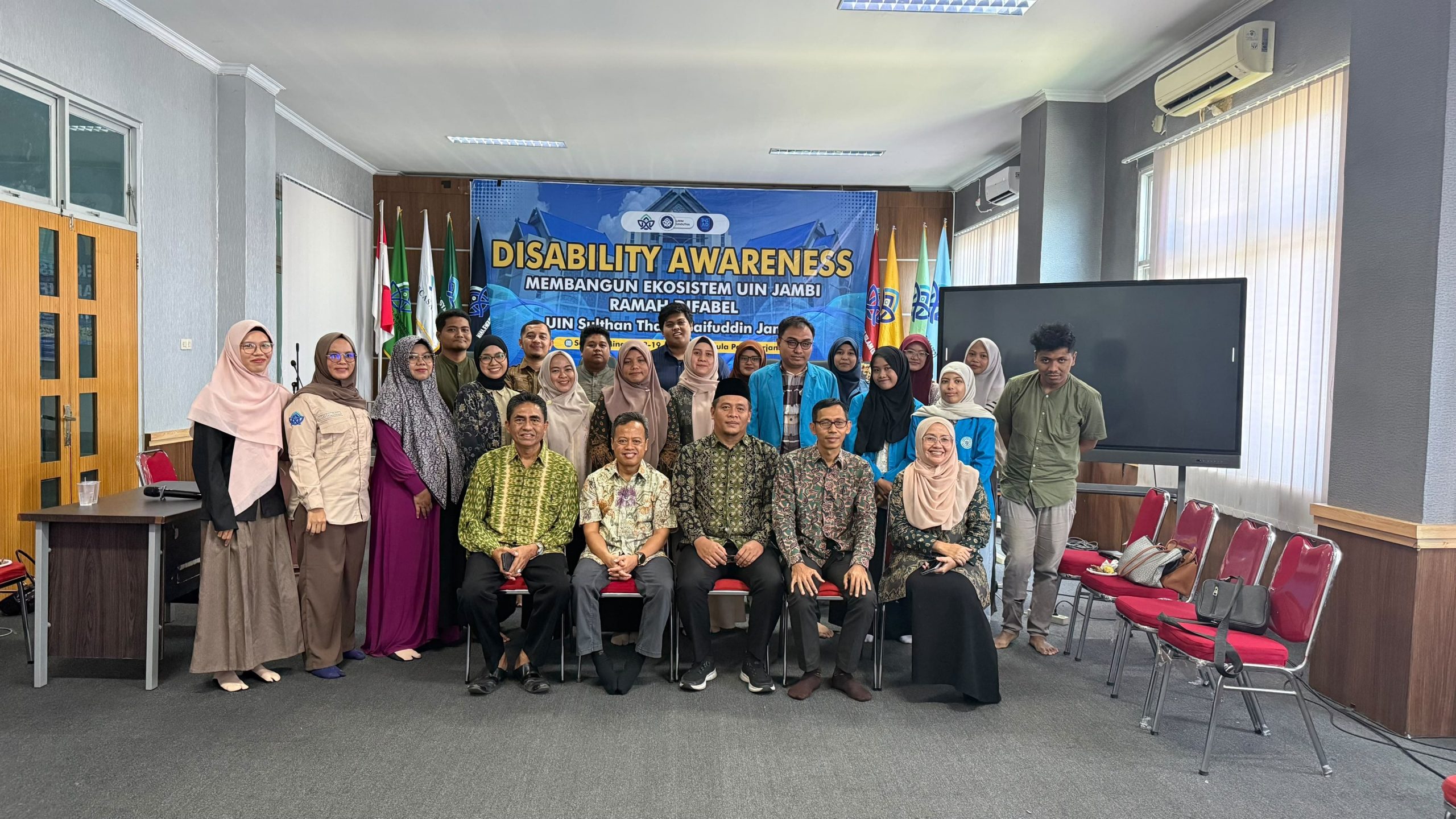 Pusat Gender Anak dan Disabilitas LPPM UIN Jambi Bahas Strategi Membangun Kampus Inklusif bersama Prof. Arif Maftuhin