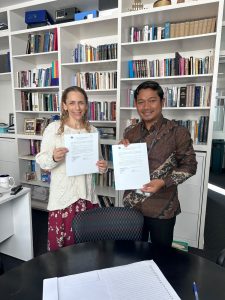 UIN STS Jambi Teken Kerja Sama dengan Hartford International University