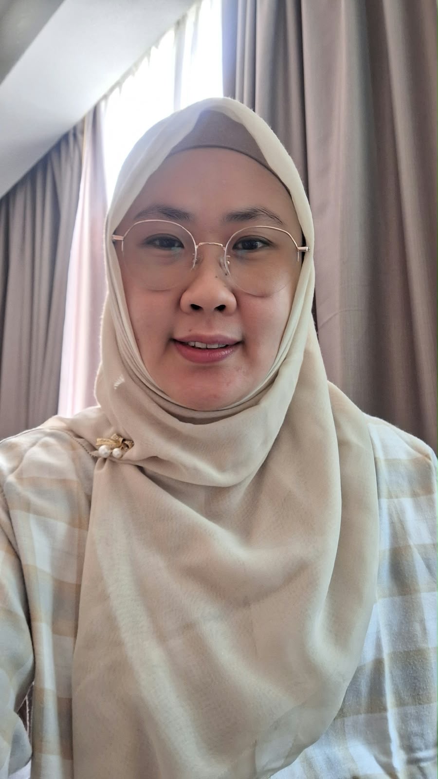 Dr. Tanti, M.Si Raih Paten VCO Berantioksidan Daun Salam